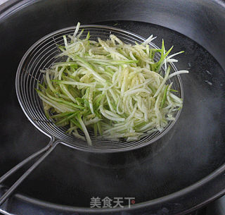 芝麻酱拌毛肚儿的做法步骤：3