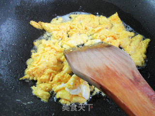 鸭蛋炒夜开花的做法步骤：6