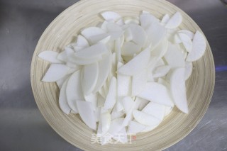 金汤萝卜羊肉的做法步骤：3