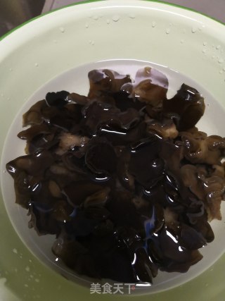 木耳肉片的做法步骤：3