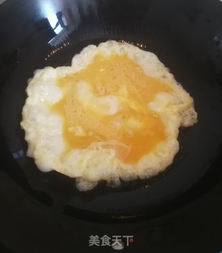 蒜薹炒鸡蛋的做法步骤：4