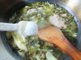 咸菜笋丝捶肉汤的做法步骤：8