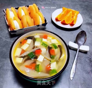 平菇豆腐时蔬汤的做法步骤：12