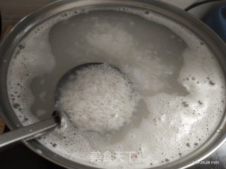 瘦肉猪肝粥的做法步骤：1