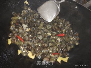 田螺鸭脚煲的做法步骤：9