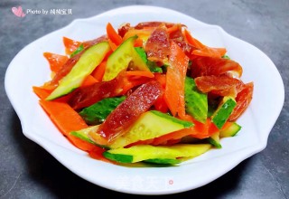 黄瓜胡萝卜炒腊肠的做法步骤：10