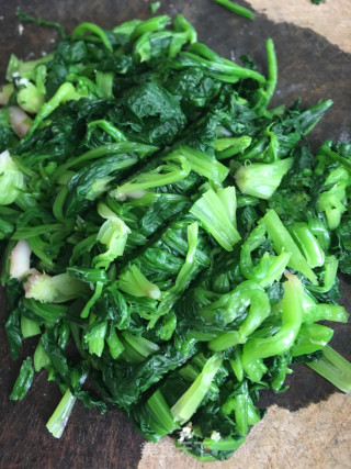 菠菜鸡肉汤的做法步骤：5