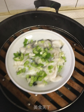 清蒸黑鱼片的做法步骤：4