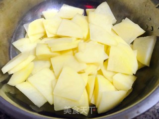 西红柿炒土豆片#酸酸甜甜开胃菜#的做法步骤：4
