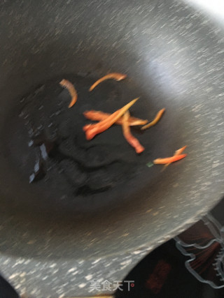 蒜黄炒鸡胸肉的做法步骤：9