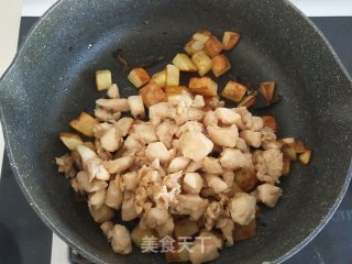 干烧土豆鸡肉丁的做法步骤：8