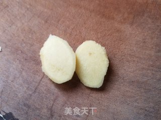 豆豉鲮鱼炒牛皮菜的做法步骤：3