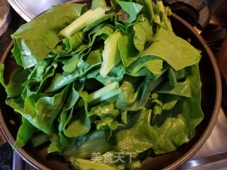 豆豉鲮鱼炒牛皮菜的做法步骤：6