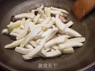 腊肉炒柚子皮的做法步骤：8