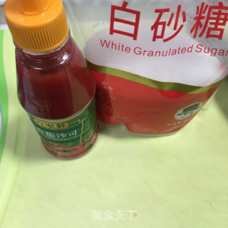 糖醋排骨的做法步骤：4