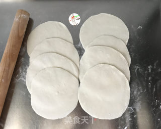 韭菜盒子的做法步骤：12