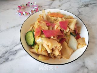 干豆腐炒白菜黄瓜的做法步骤：5