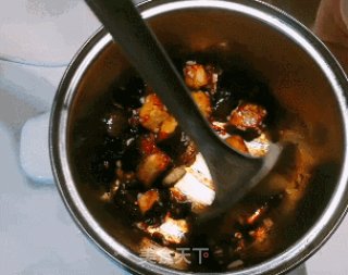 米饭准备好，超级下饭的蒜香茄子来咯的做法步骤：4