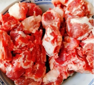排骨黄豆汤的做法步骤：3
