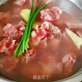 排骨黄豆汤的做法步骤：4