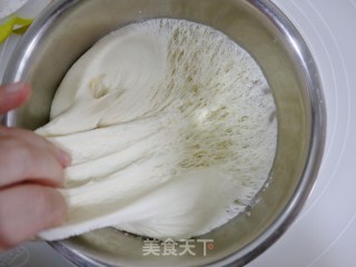惊蛰面食蒸“懒龙”的做法步骤：8