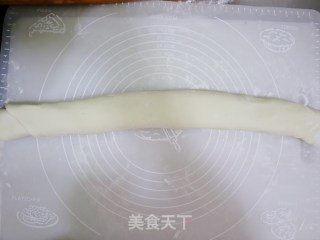 惊蛰面食蒸“懒龙”的做法步骤：11