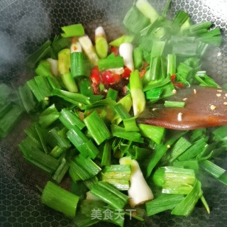 蒜苗炒牛肉的做法步骤：7
