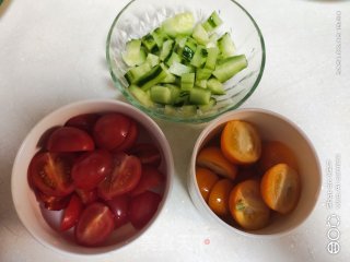 低脂杂粮水果沙拉的做法步骤：2