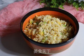 黄瓜鸡蛋炒饭的做法步骤：8