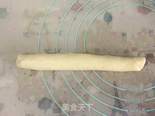 奶香肉松八角小餐包，轻松搞定早餐的做法步骤：9