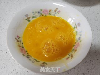 西芹炒鹅蛋的做法步骤：4
