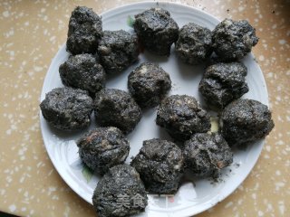 黑芝麻糖油馒头的做法步骤：5