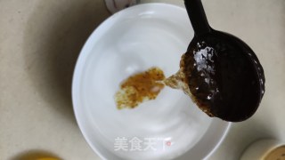 椰汁桂花千层糕。的做法步骤：5