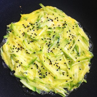 低脂鸡蛋萝卜饼的做法步骤：7