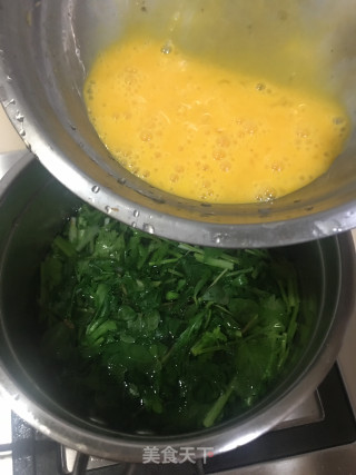 香菜蛋花汤的做法步骤：6