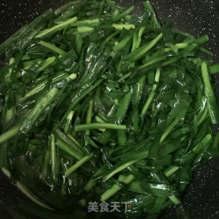 猪油炒韭菜的做法步骤：5