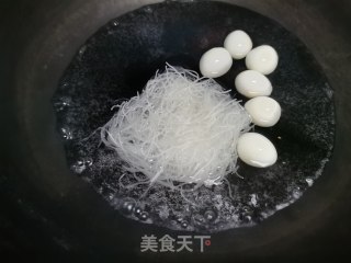 三鲜粉丝的做法步骤：2