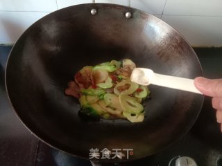 腊肉炒儿菜的做法步骤：7