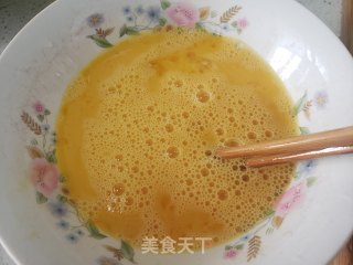 香葱炒鹅蛋的做法步骤：4