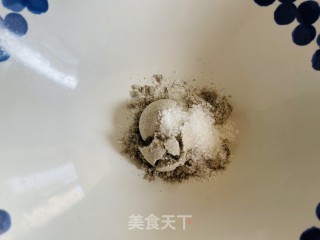 糯叽叽的黑芝麻白玉丸子的做法步骤：6