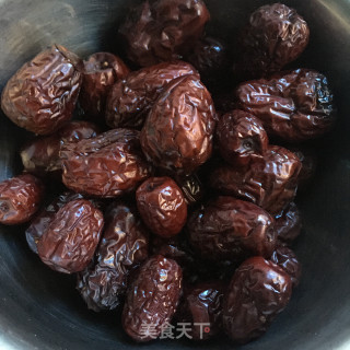三蒸三晾养生红枣的做法步骤：6