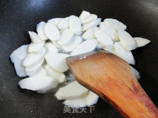 香菇胡萝卜炒铁棍山药的做法步骤：5