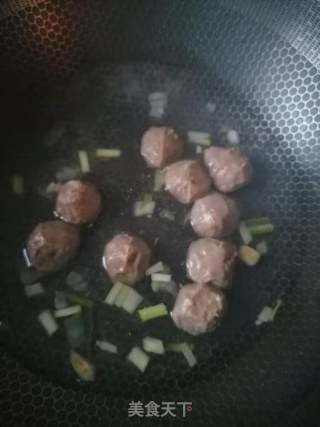 牛筋丸土豆粉的做法步骤：3