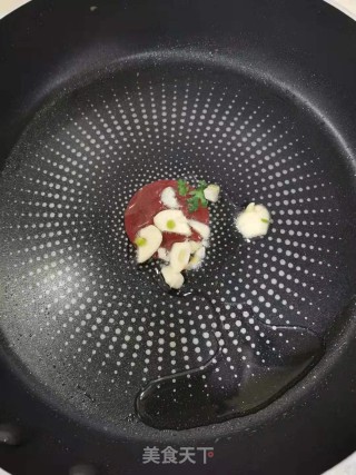 蒜香茼蒿的做法步骤：4
