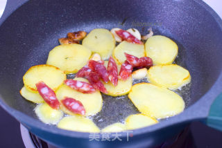土豆鸡蛋早餐饼的做法步骤：8