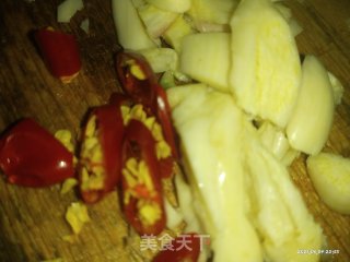 清炒黄豆芽的做法步骤：1