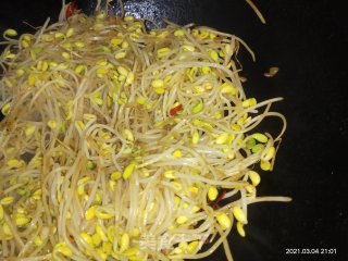 清炒黄豆芽的做法步骤：6