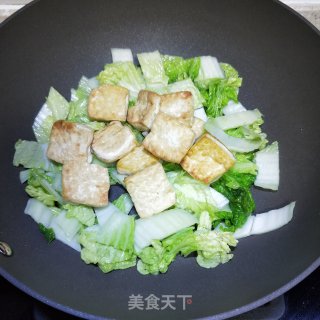 白菜炖豆腐的做法步骤：6