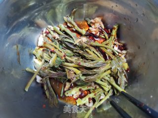 凉拌椿芽的做法步骤：8