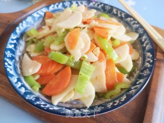 青椒胡萝卜炒山药的做法步骤：10